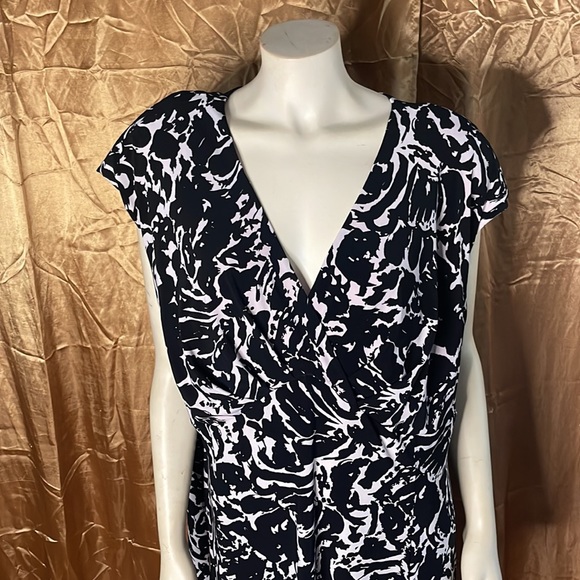 Plus Size Black & White Printed Dress Jones New York Size 20W - Picture 2 of 5